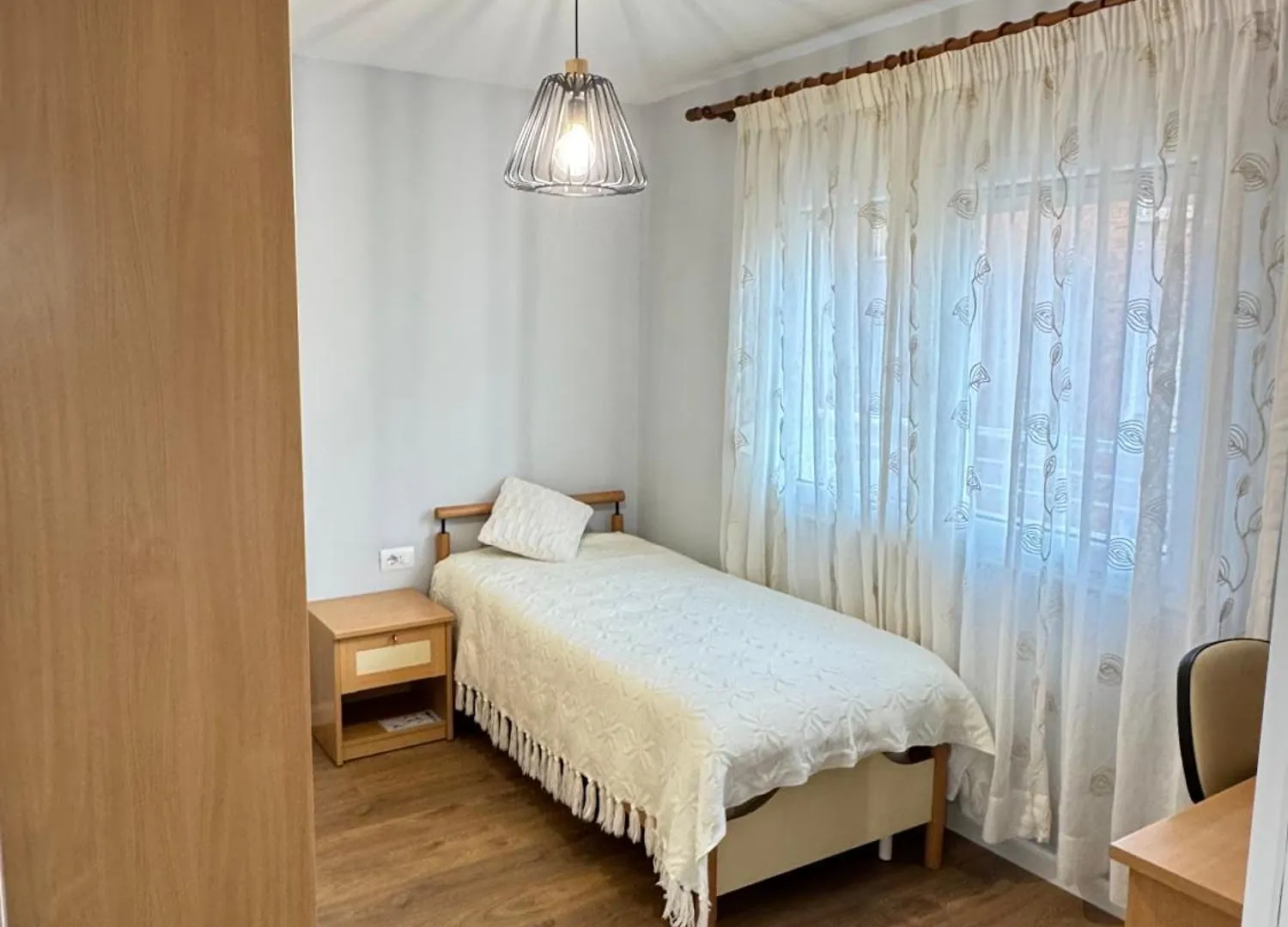 Jolie Center Apartment Тирана Албания